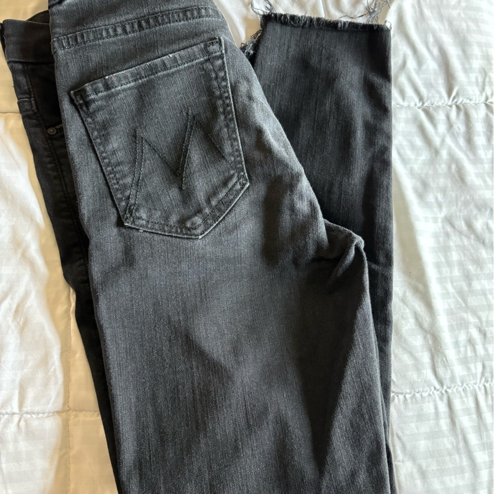 Mother jeans pony ankle fray, washed black with button fly